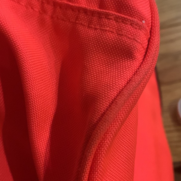 PInK Victoria’s Secret duffel bag - Picture 14 of 16